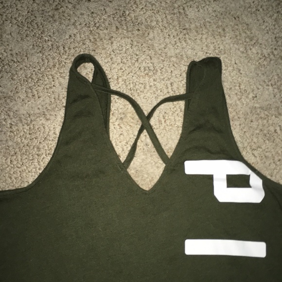 PINK tank top🌿 - Picture 3 of 4